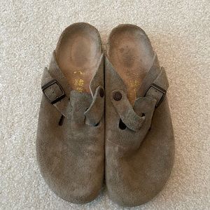 Boston Soft Footbed Suede Leather Taupe Birkenstocks
